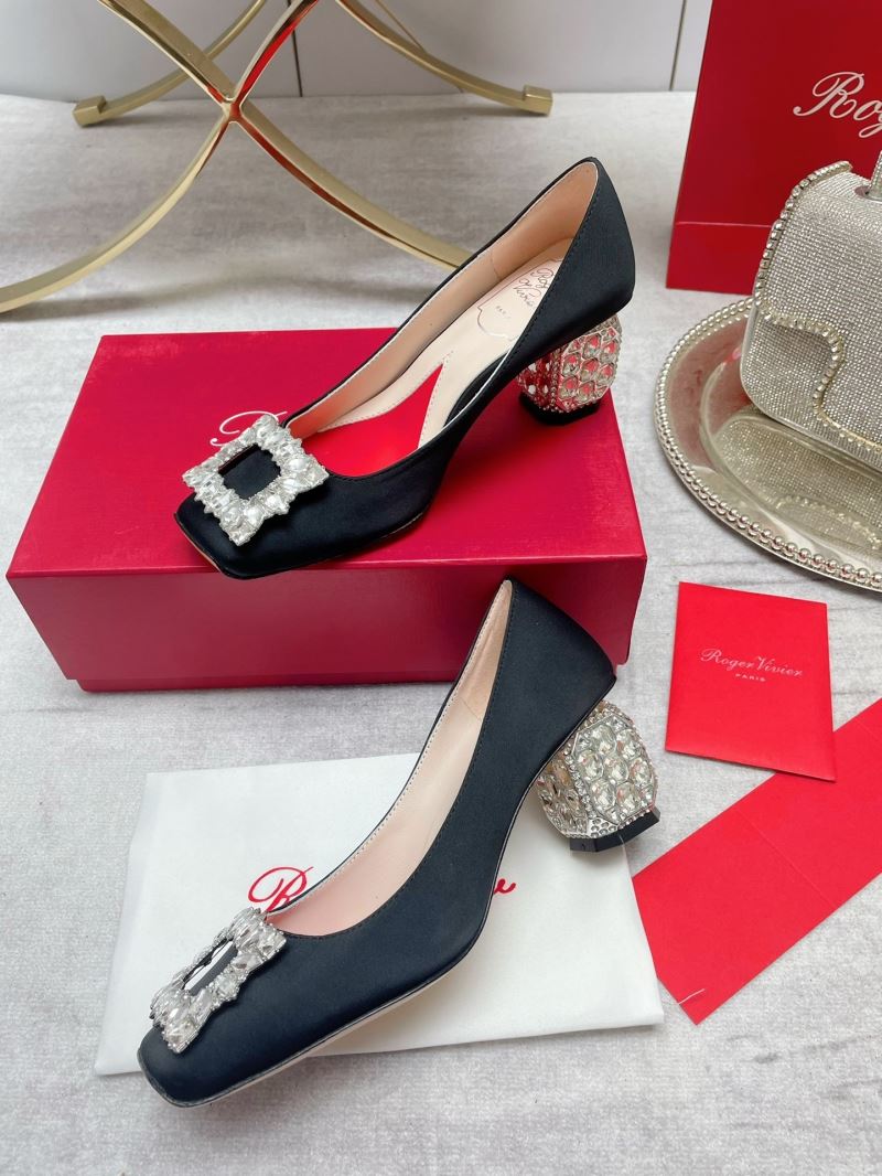 Roger Vivier flat shoes